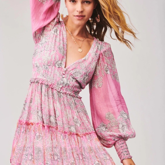 Hemant & Nandita pink metallic embroidered tiered Mini Dress size M - Picture 2 of 14